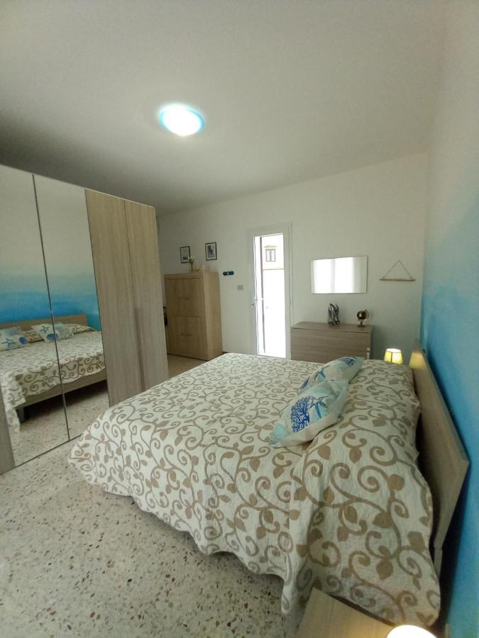 Zisas Apartment Палермо Екстериор снимка