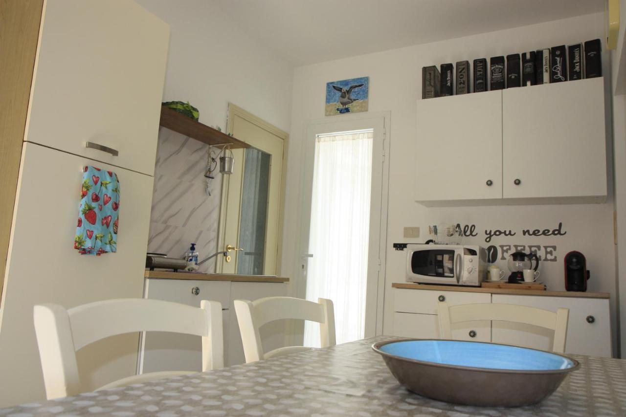 Zisas Apartment Палермо Екстериор снимка