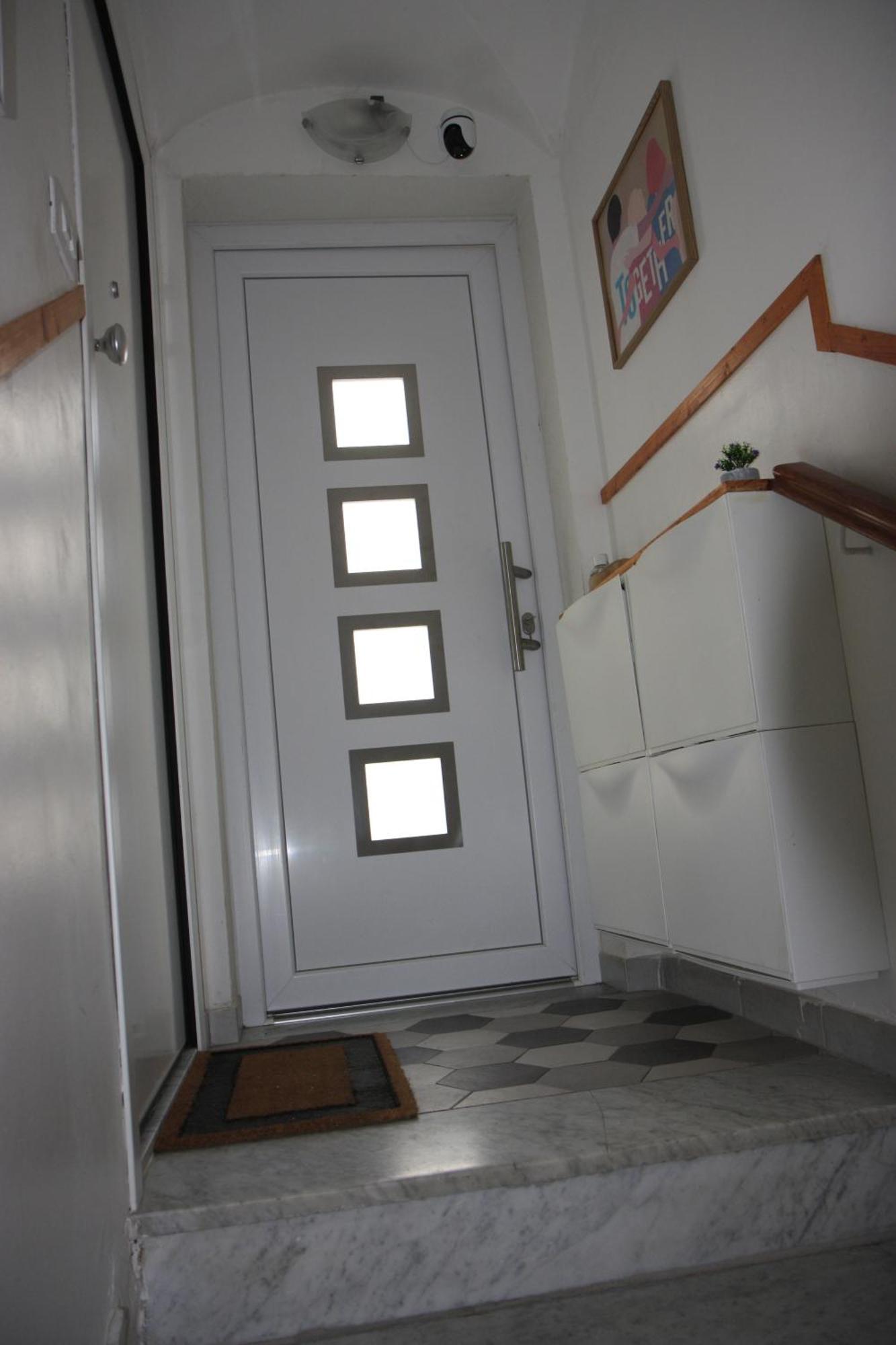 Zisas Apartment Палермо Екстериор снимка